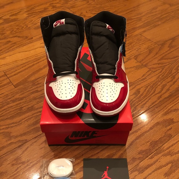 Sold on IG. Air Jordan 1 Retro High OG Fearless - Picture 4 of 8